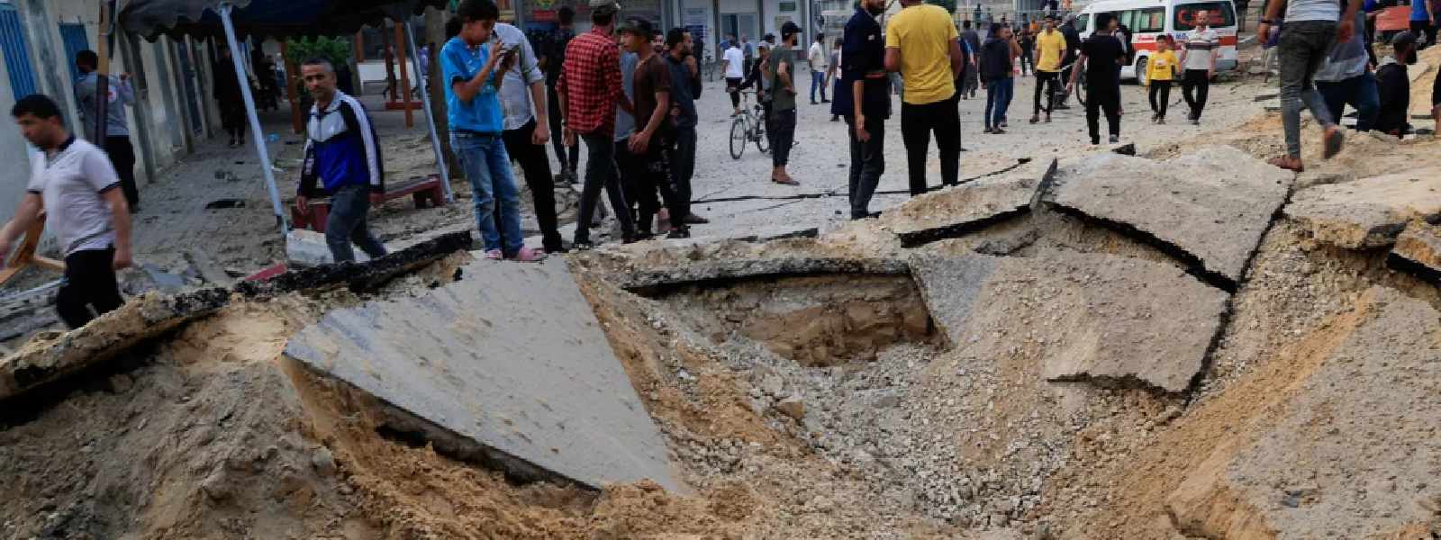 ගාසා තීරයේ රෝහලකට ප්‍රහාරයක්, 28ක් මරුට